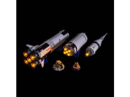 21309 LEGO NASA Apollo Saturn V All 3 Clean Light My Bricks 1000x[1]